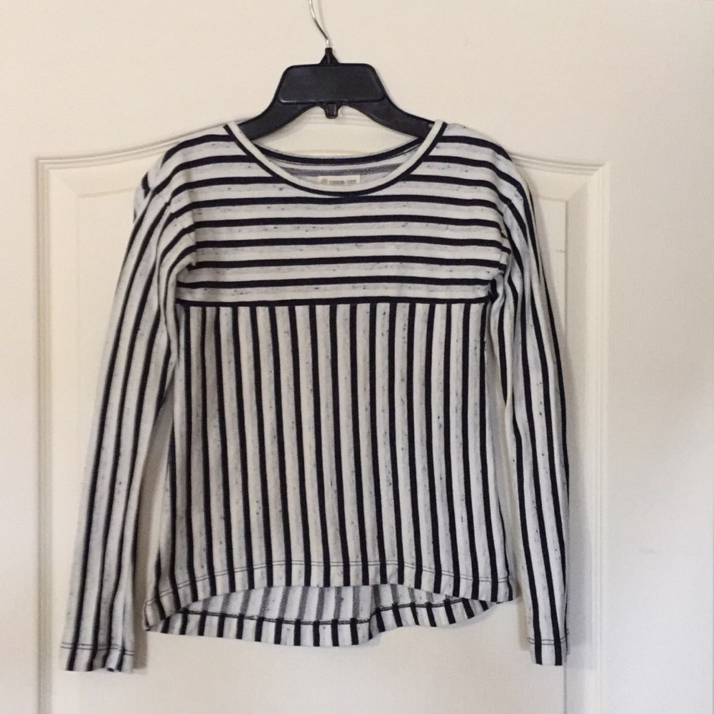 Girls long sleeve top